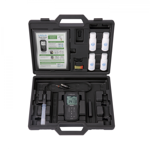 Laqua EC220-K Handheld Water Quality Meter (Conductivity/Resistivity/Salinity/TDS ) Kit